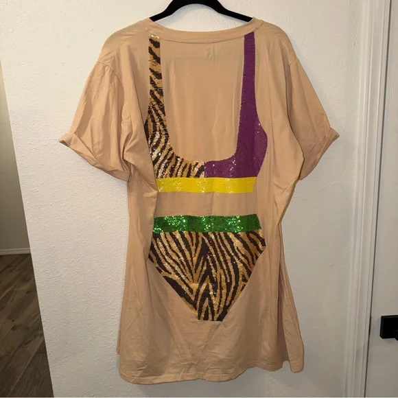 Queen of Sparkles Colorblock Tiger Bikini Coverup. - Picture 5 of 5